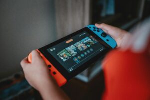 รีวิวเครื่องเล่นเกมพกพา รุ่นไหนคุ้มที่สุดในปี 2026